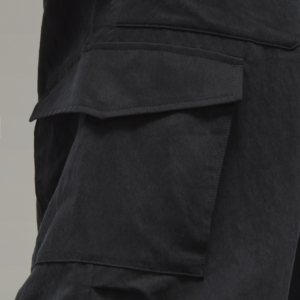 Adidas Y-3 Utility Cargo Trousers. 6