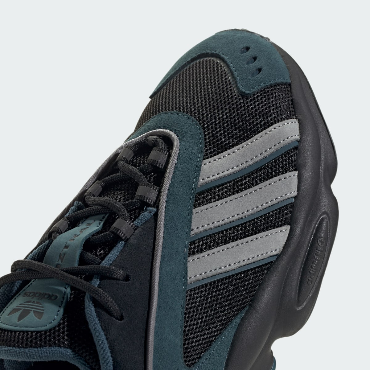 Adidas Tenis OZTRAL. 10