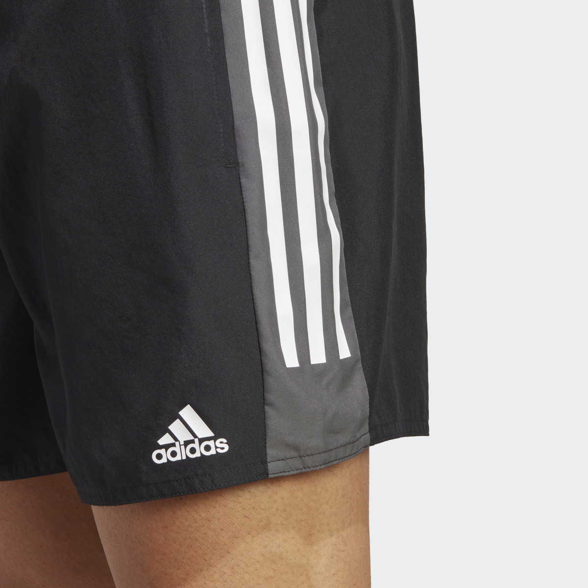 Adidas Short-Length Colorblock 3-Stripes Şort Mayo. 5