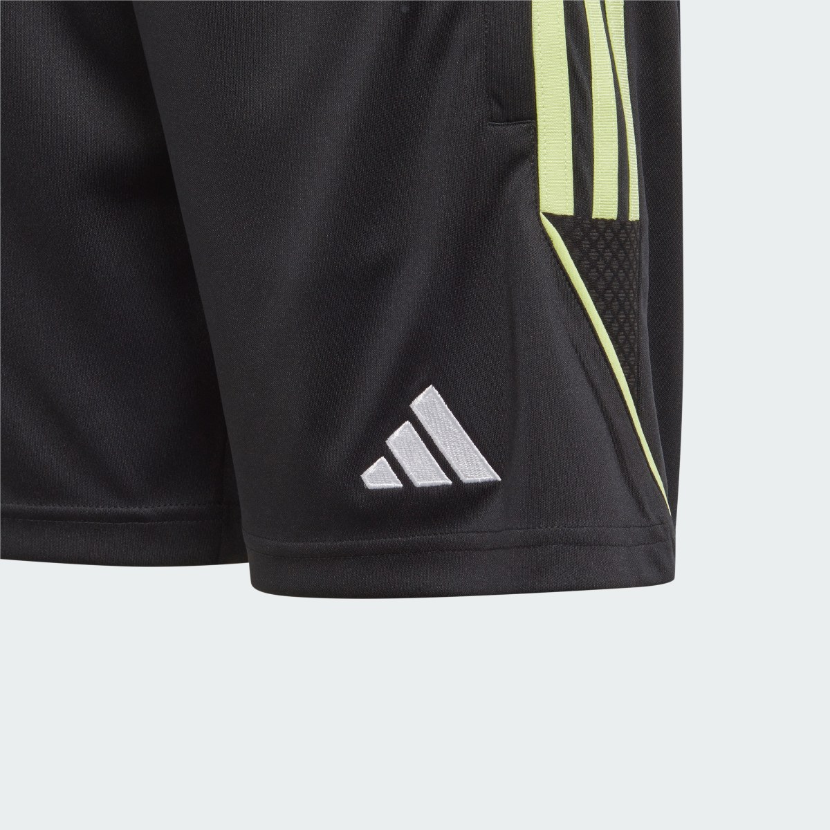 Adidas Short da allenamento Tiro 23 League. 5