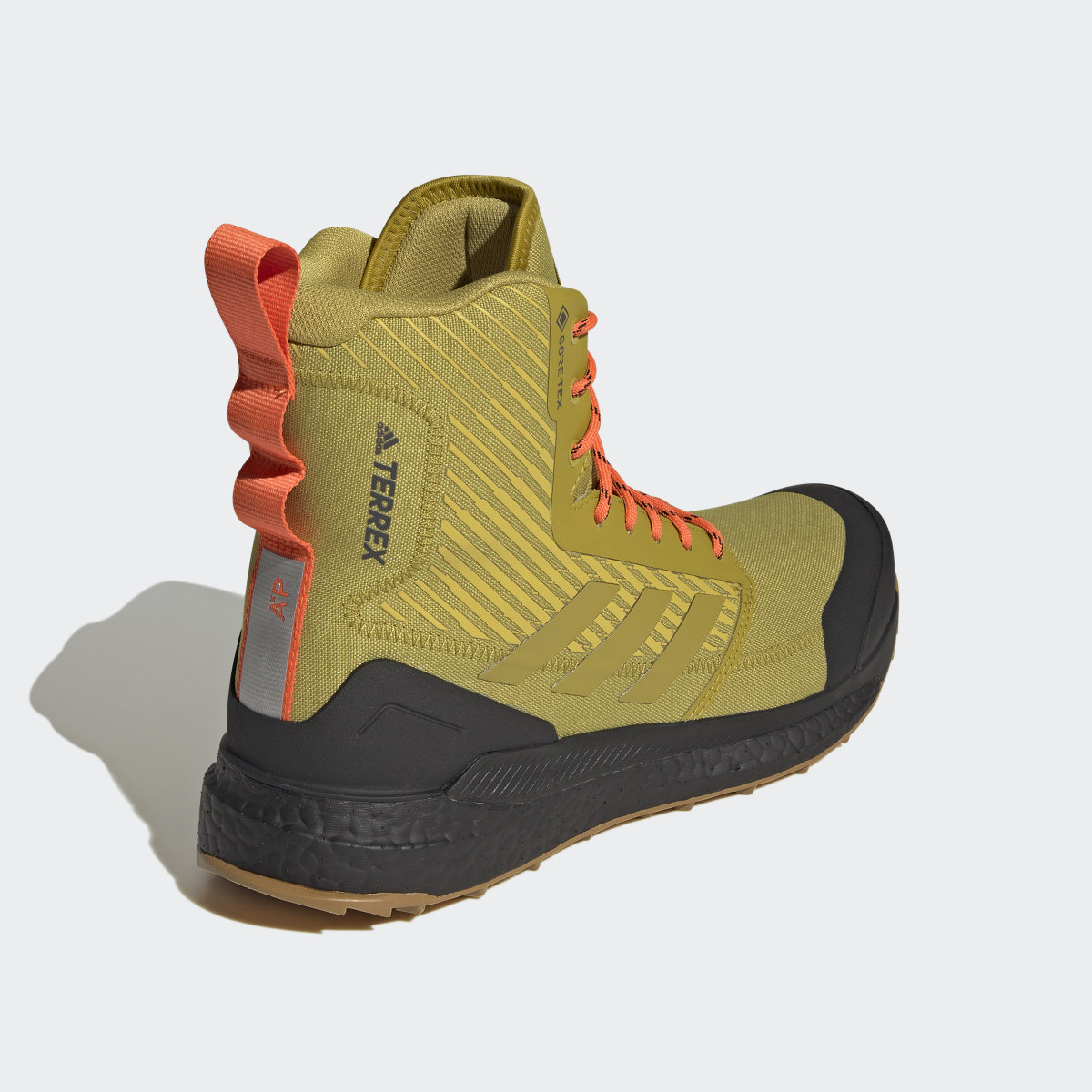 Adidas Bota Terrex Free Hiker XPL GTX. 11