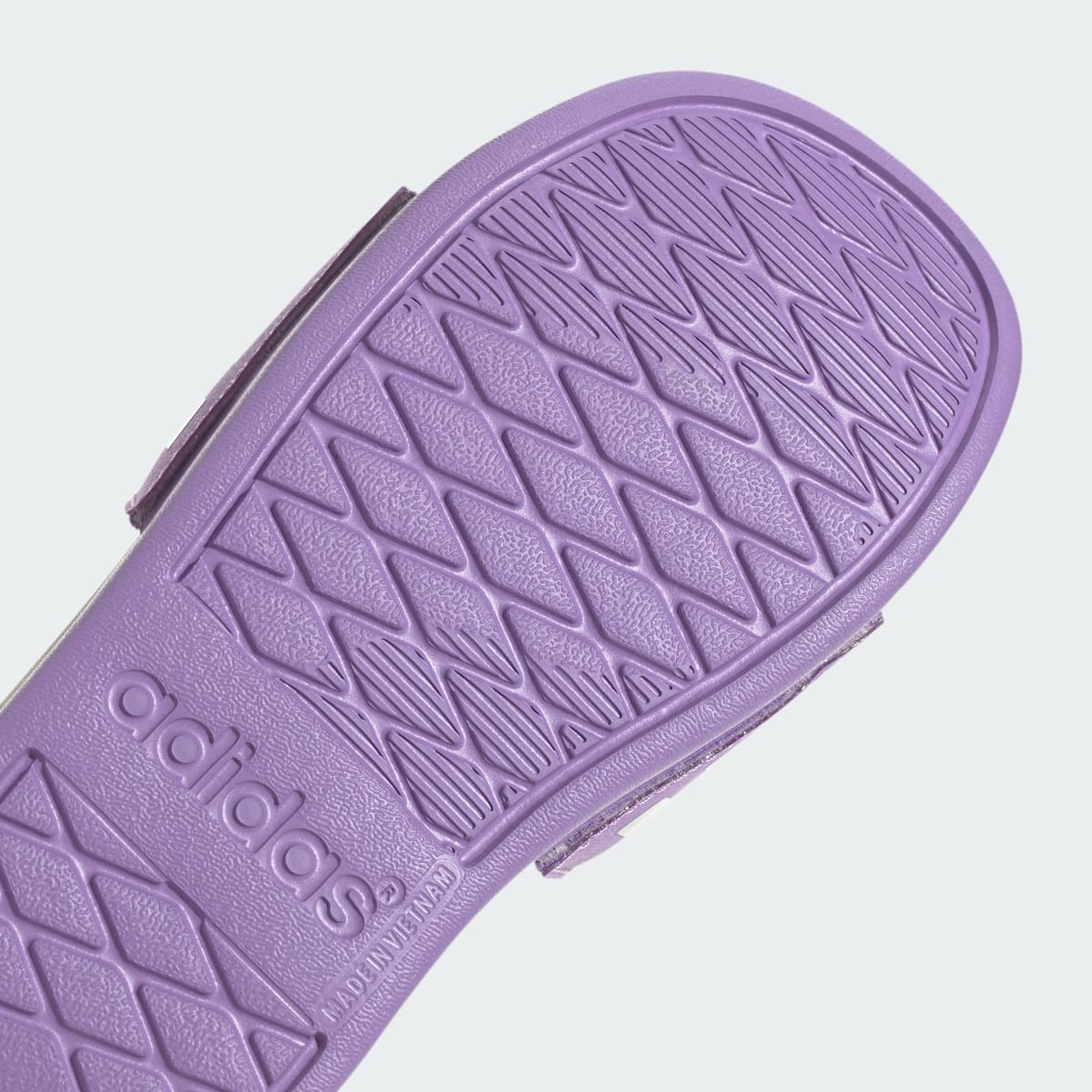 Adidas Adilette Comfort Slides Kids. 9