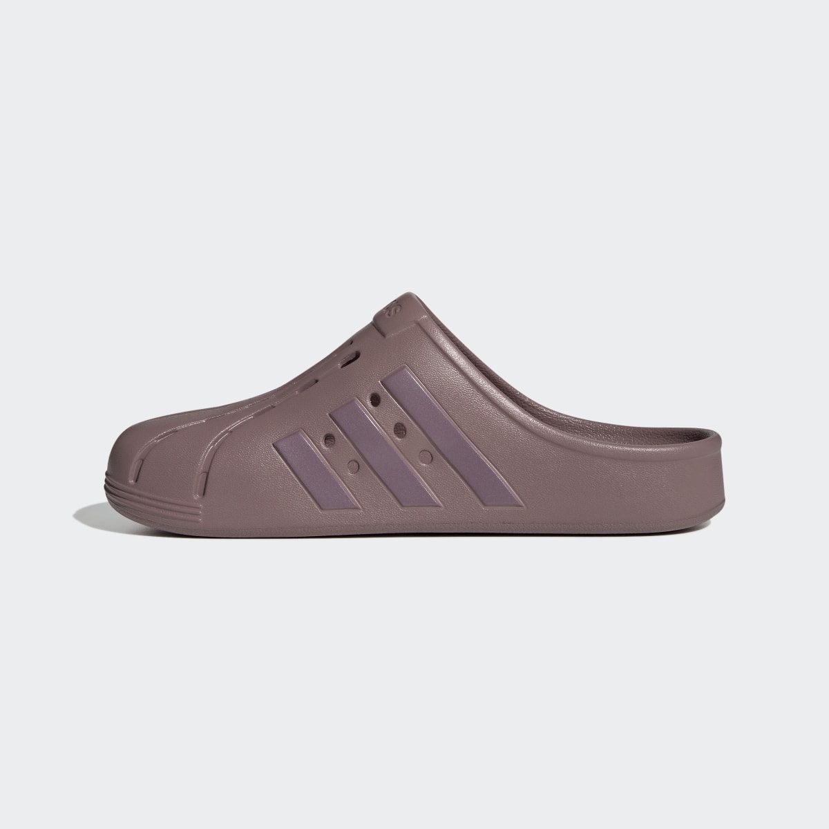 Adidas adilette Clog. 7