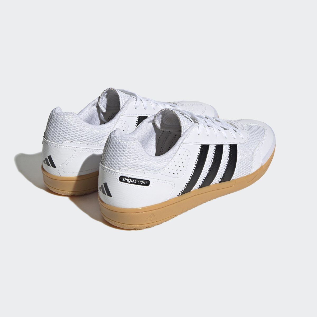 Adidas Chaussure de Handball Spezial Light. 6