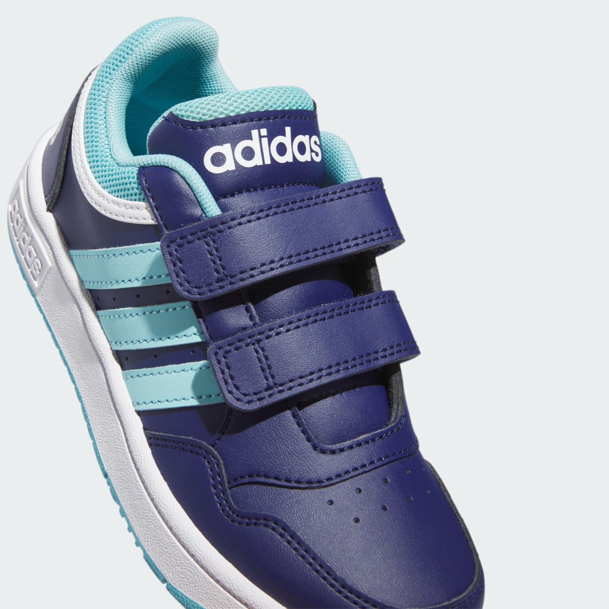 Adidas Hoops Schuh. 9