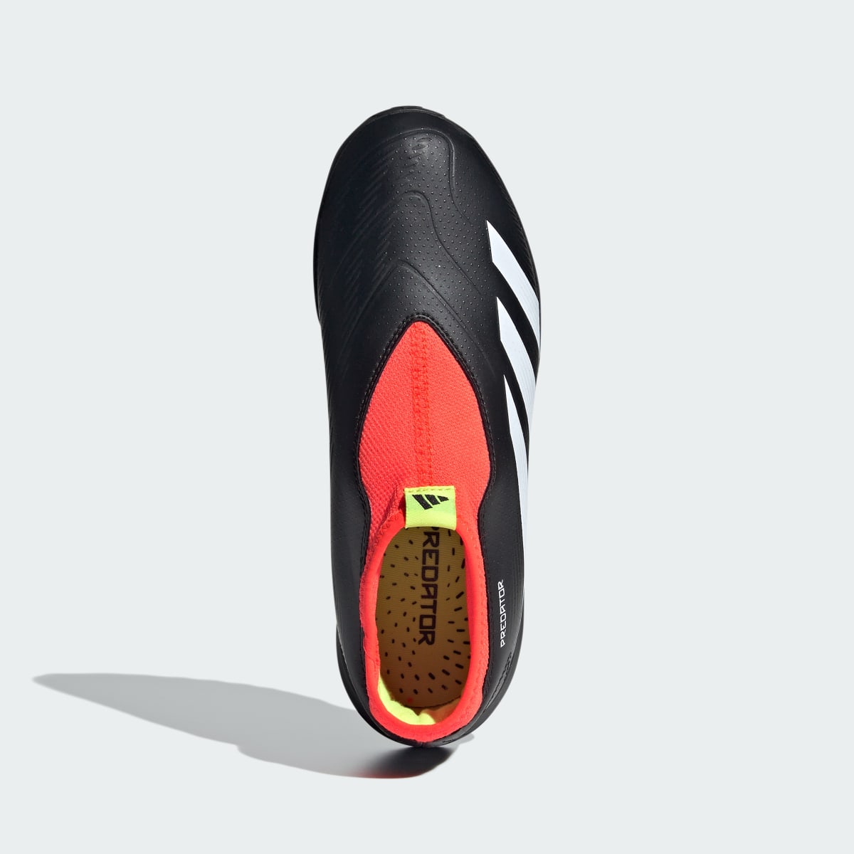 Adidas Calzado de Fútbol Predator 24 League Sin Cordones Pasto Sintético. 4