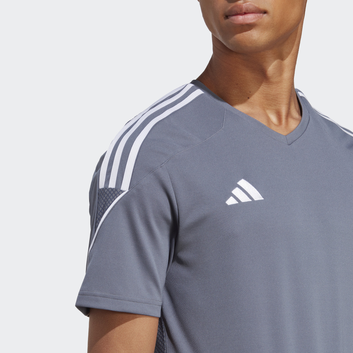 Adidas Tiro 23 League Jersey. 8