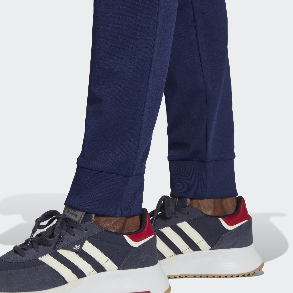 Adidas Arsenal Essentials Trefoil Joggers. 6