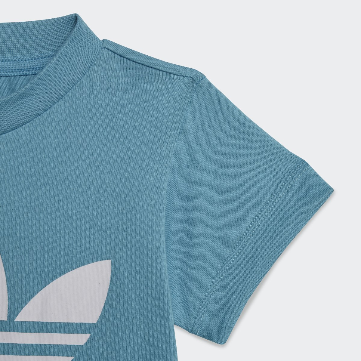 Adidas Adicolor Trefoil Tee. 5