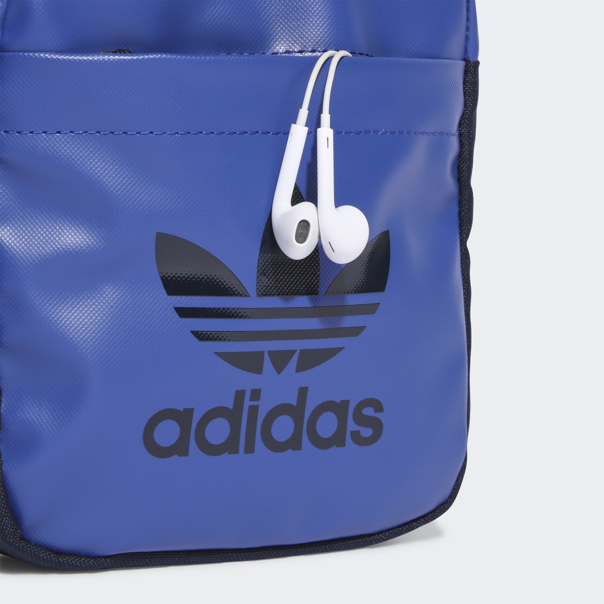 Adidas Adicolor Archive Festival Bag. 7