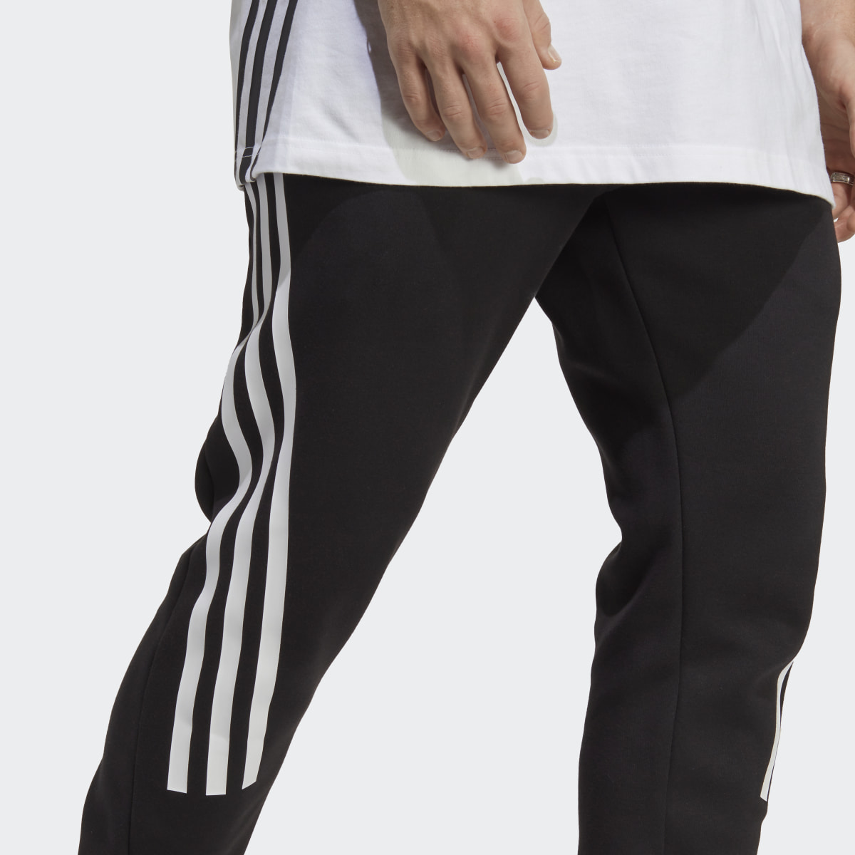 Adidas Future Icons 3-Stripes Joggers. 8