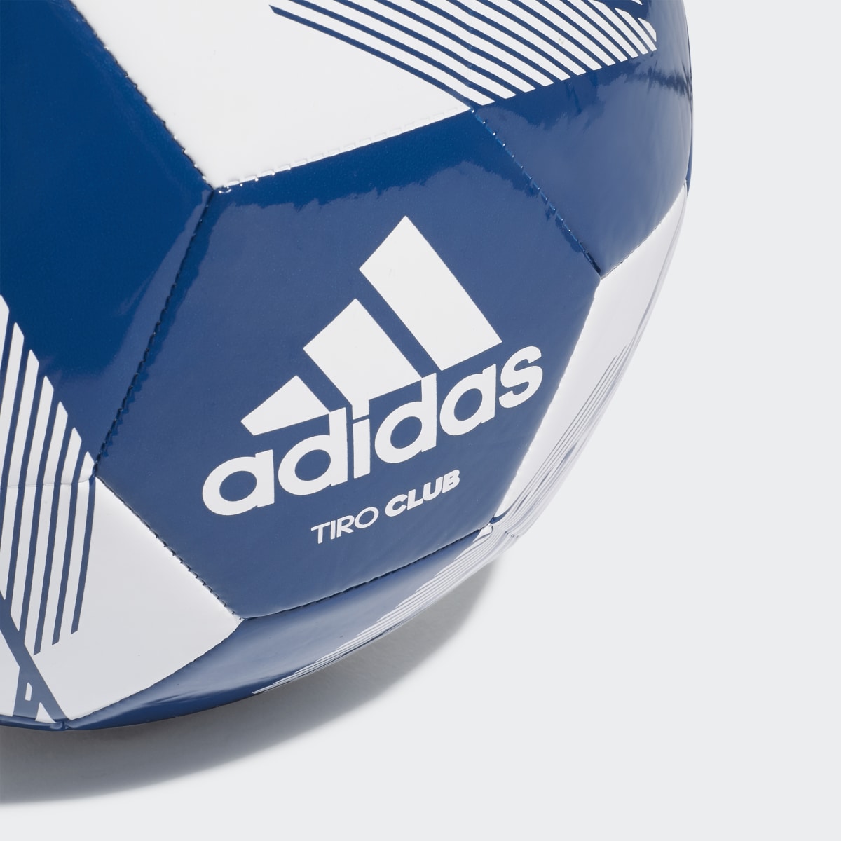 Adidas Tiro Club Ball. 4