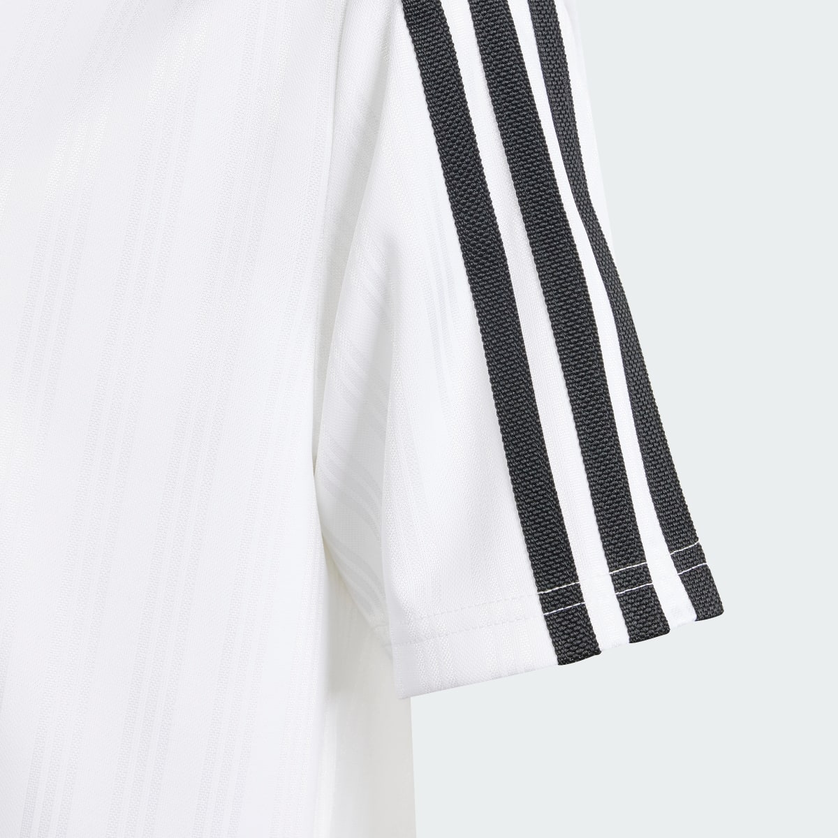 Adidas T-shirt Adicolor. 5