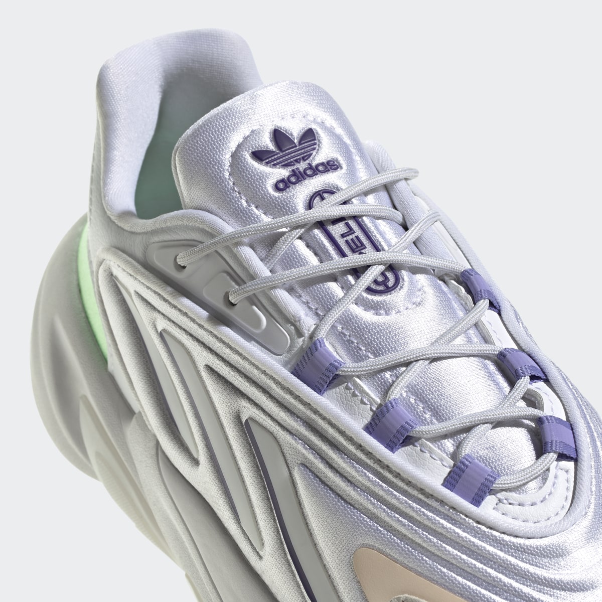 Adidas OZELIA Schuh. 12