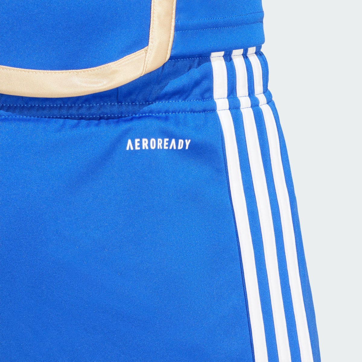 Adidas Calções Principais 23/24 do Leicester City. 6