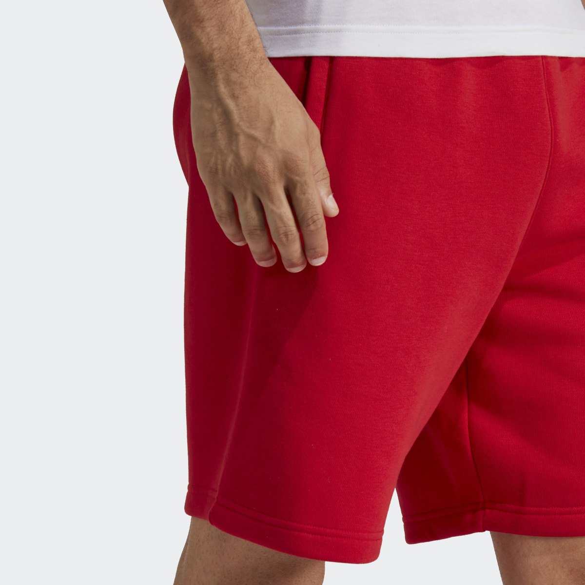 Adidas Short Trefoil Essentials. 6