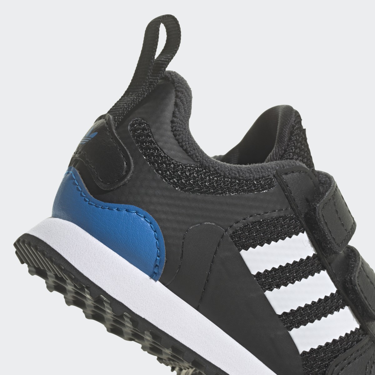 Adidas Chaussure ZX 700 HD. 10