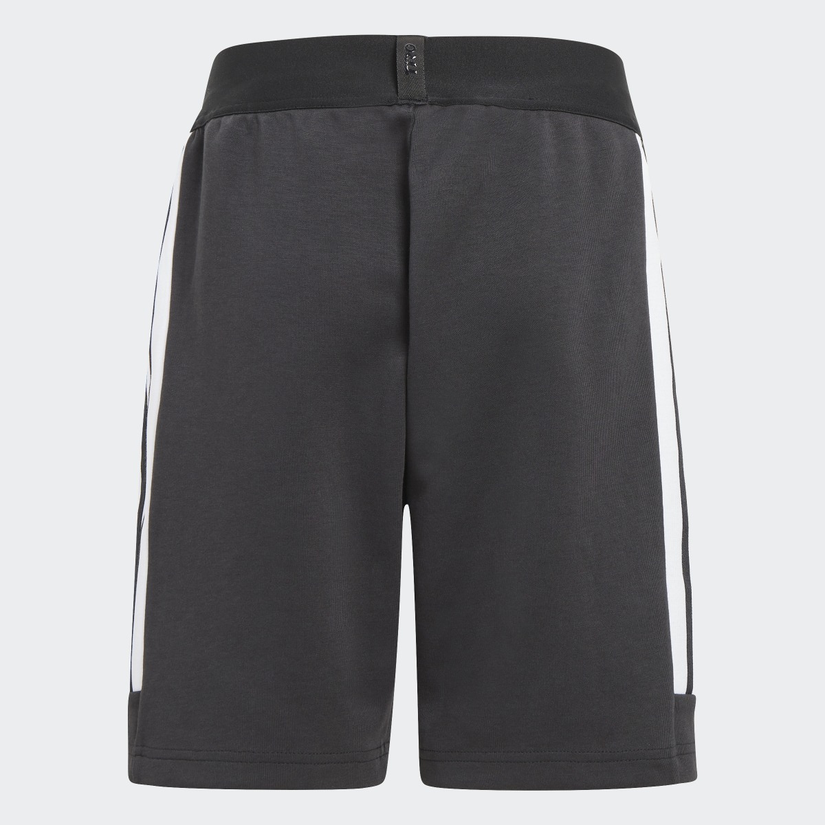 Adidas Tiro Shorts für Kinder. 4