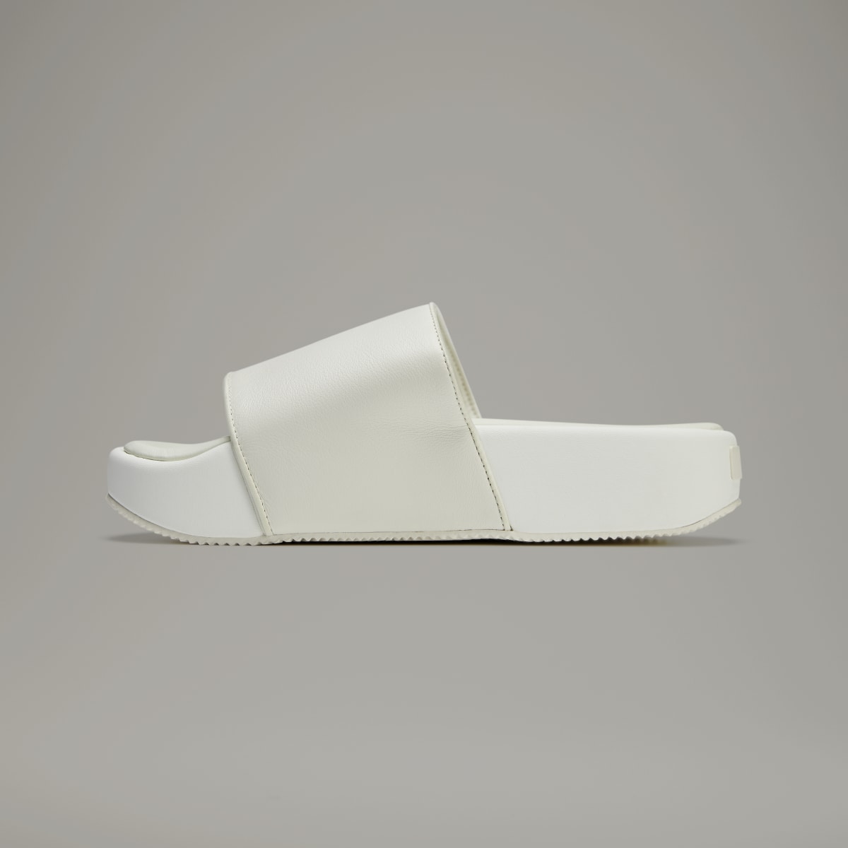 Adidas Y-3 Slides. 8