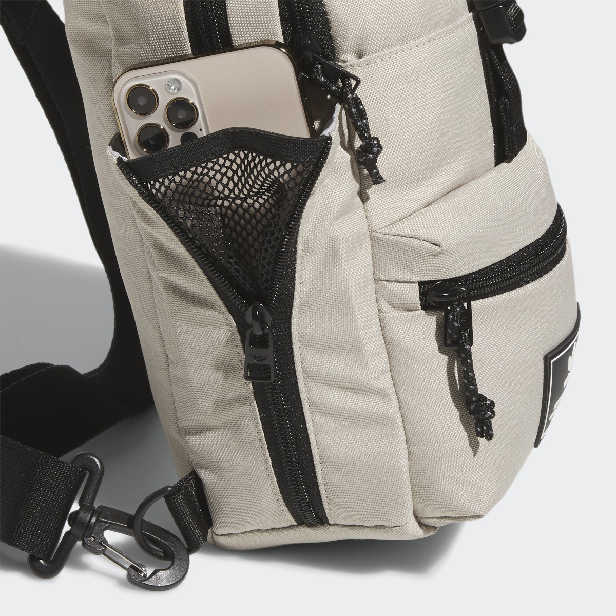 Adidas Utility 3.0 Sling Bag. 7
