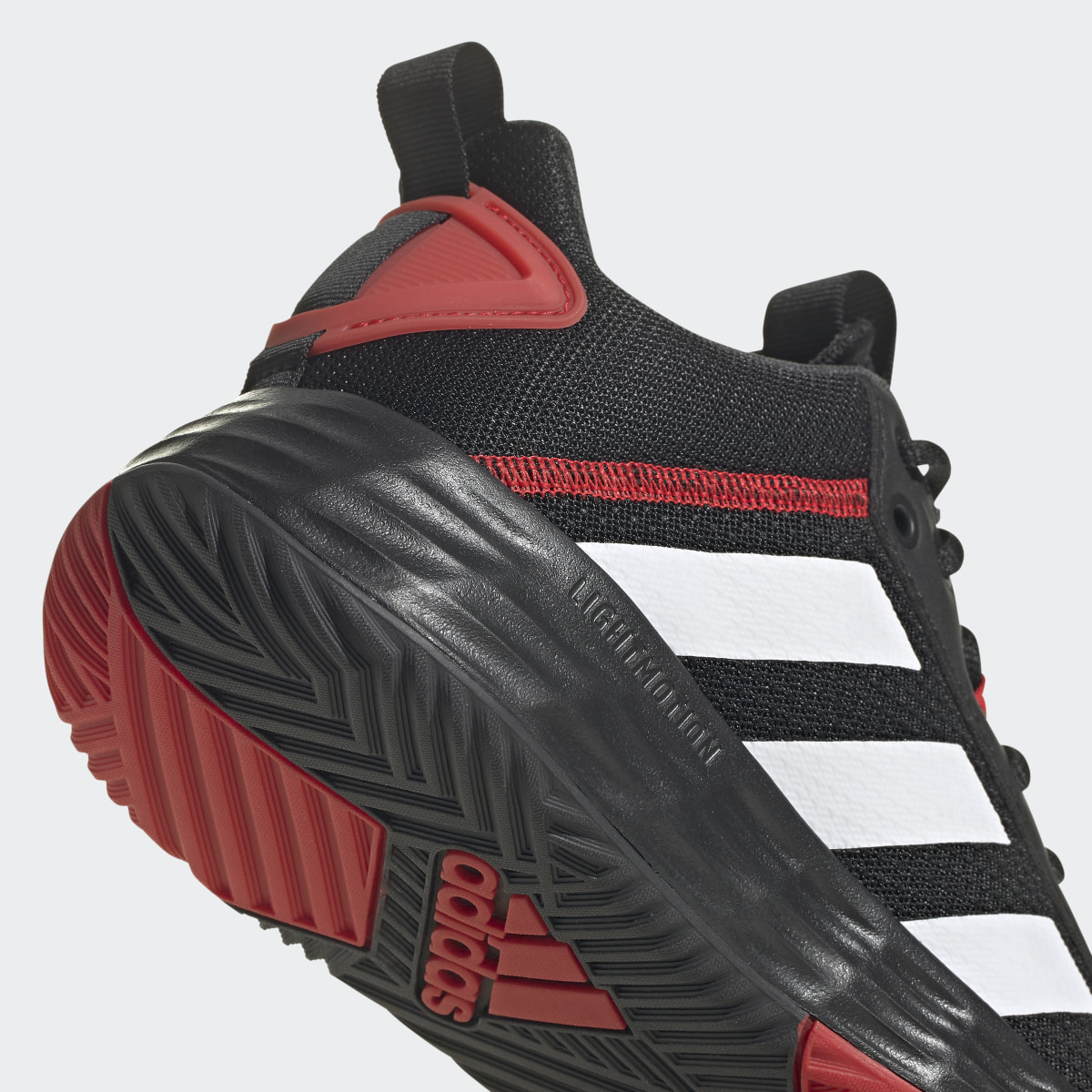 Adidas Ownthegame Basketballschuh. 10