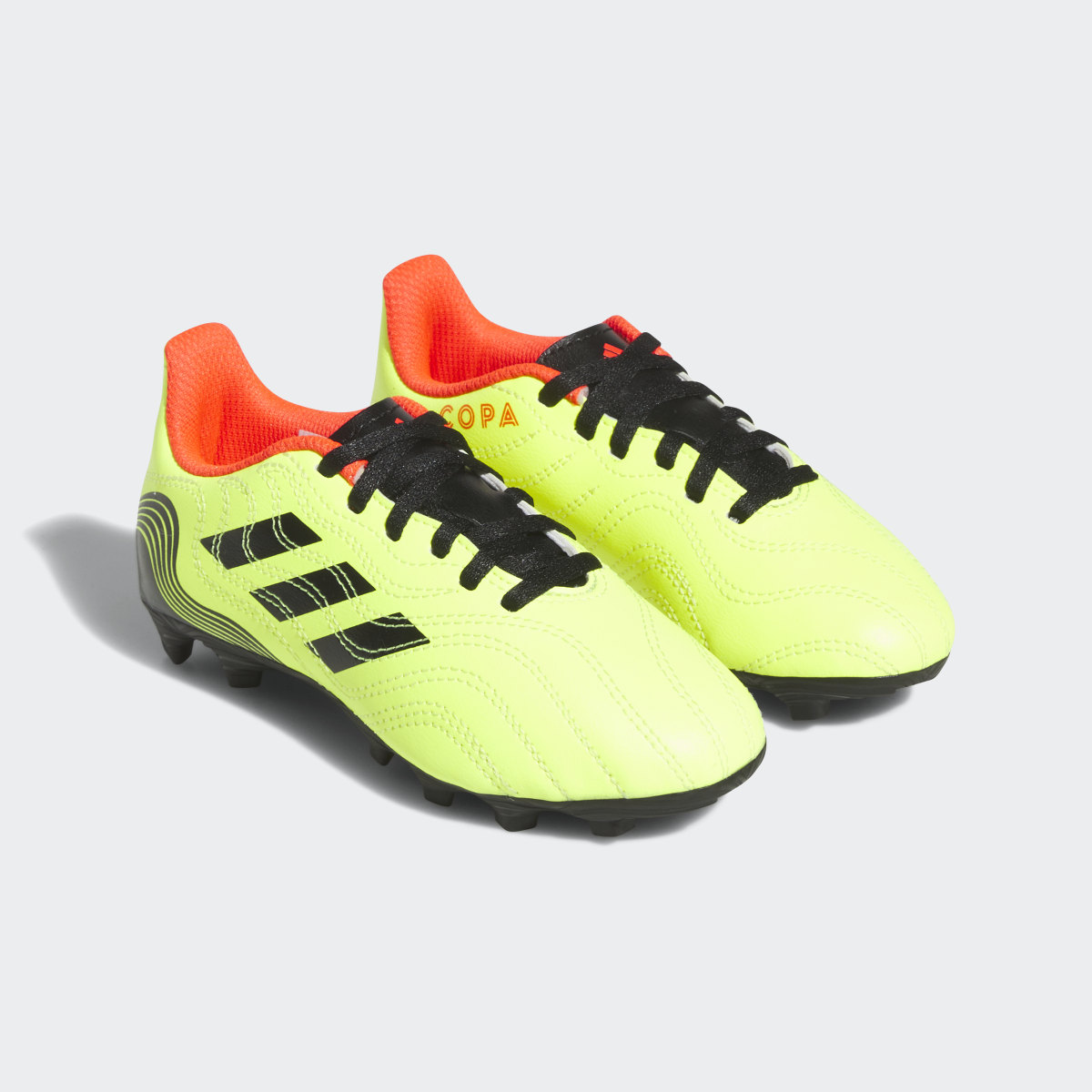 Adidas Botas de Futebol Copa Sense.4 – Vários Pisos. 5