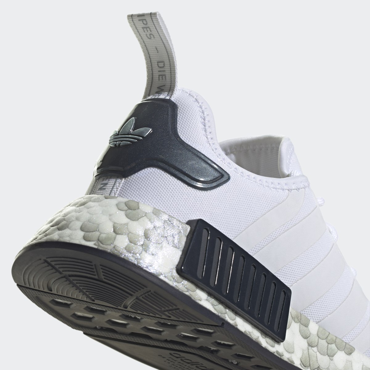 Adidas Sapatilhas NMD_R1. 10