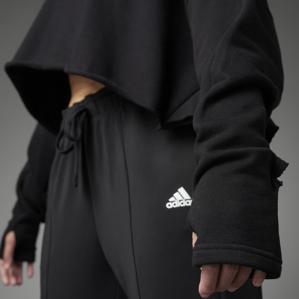 Adidas Sweat-shirt à capuche court Collective Power (Grandes tailles). 8