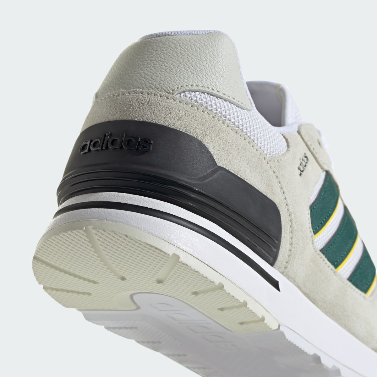 Adidas Chaussure Run 80s. 9