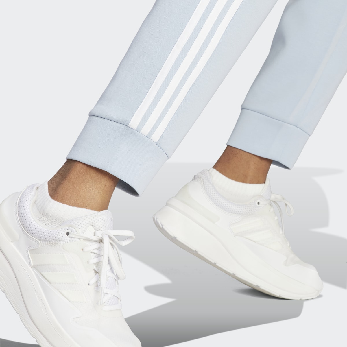 Adidas Future Icons 3-Stripes Regular Pants. 6