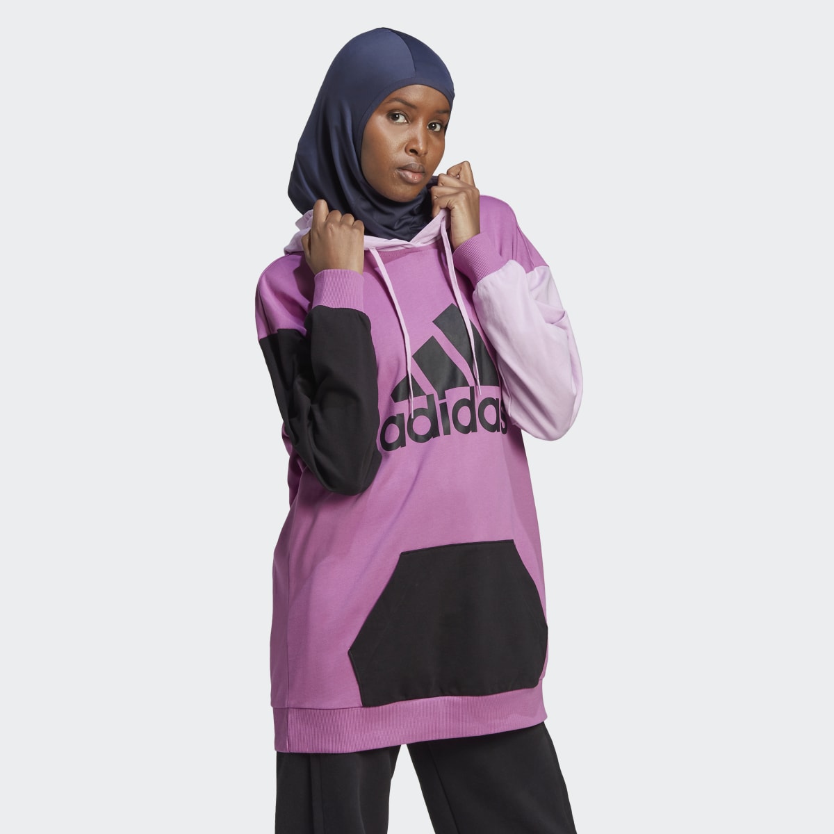 Adidas Felpa con cappuccio Essentials Colorblock Logo Oversized. 4