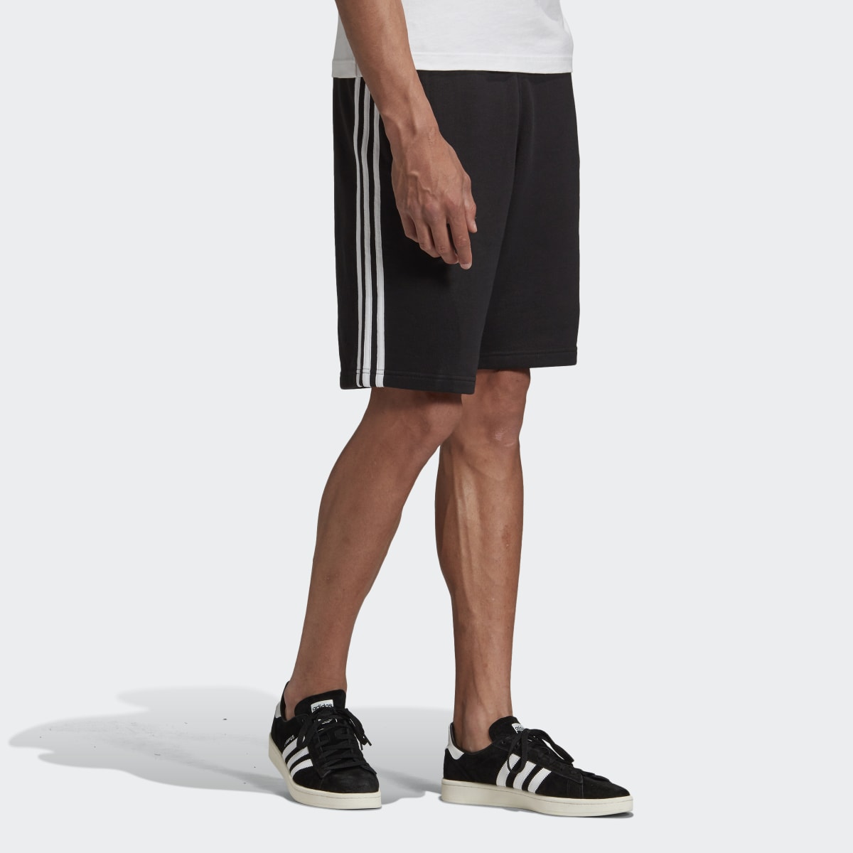 Adidas 3-Streifen Sweat Shorts. 4