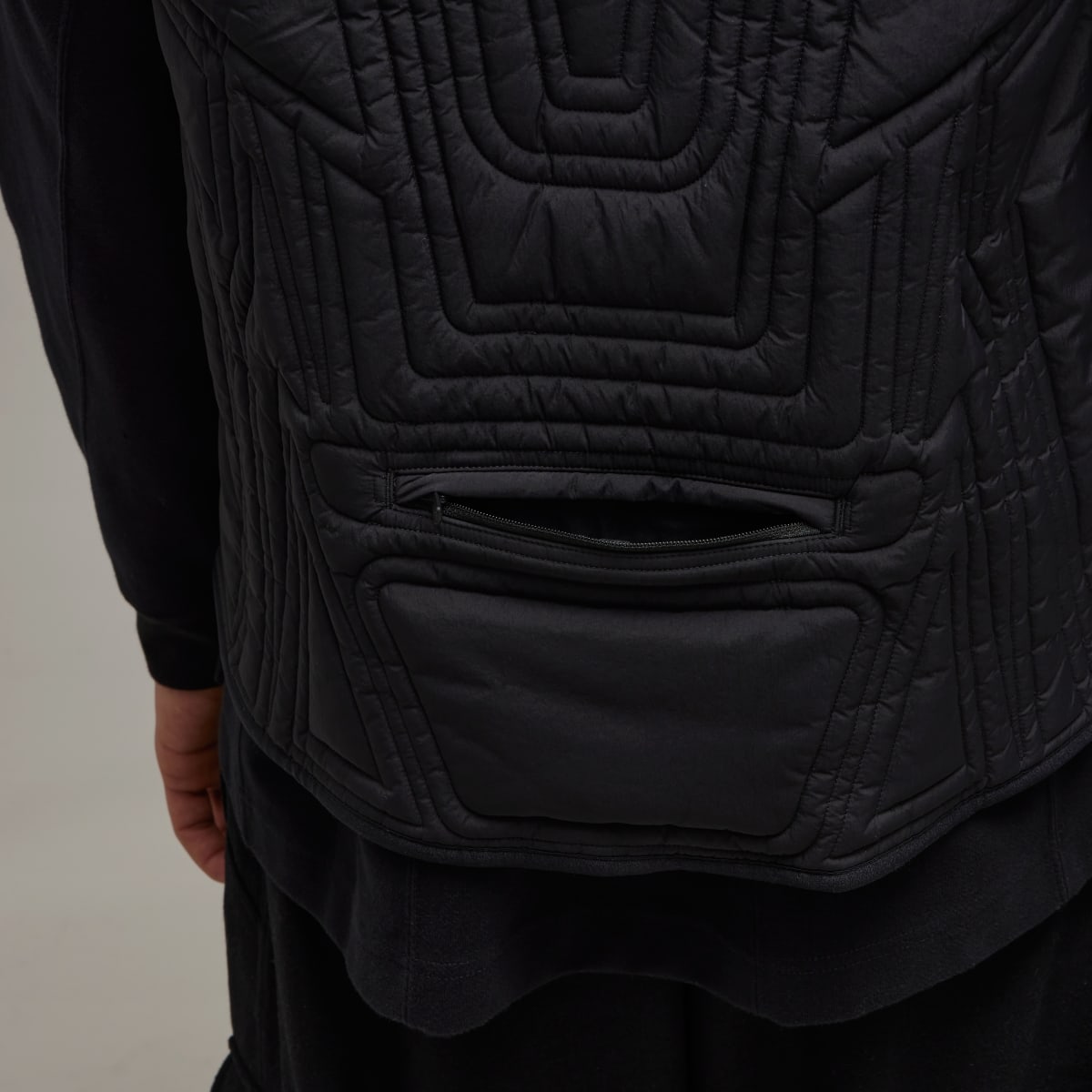 Adidas Y-3 Quilted Vest. 6