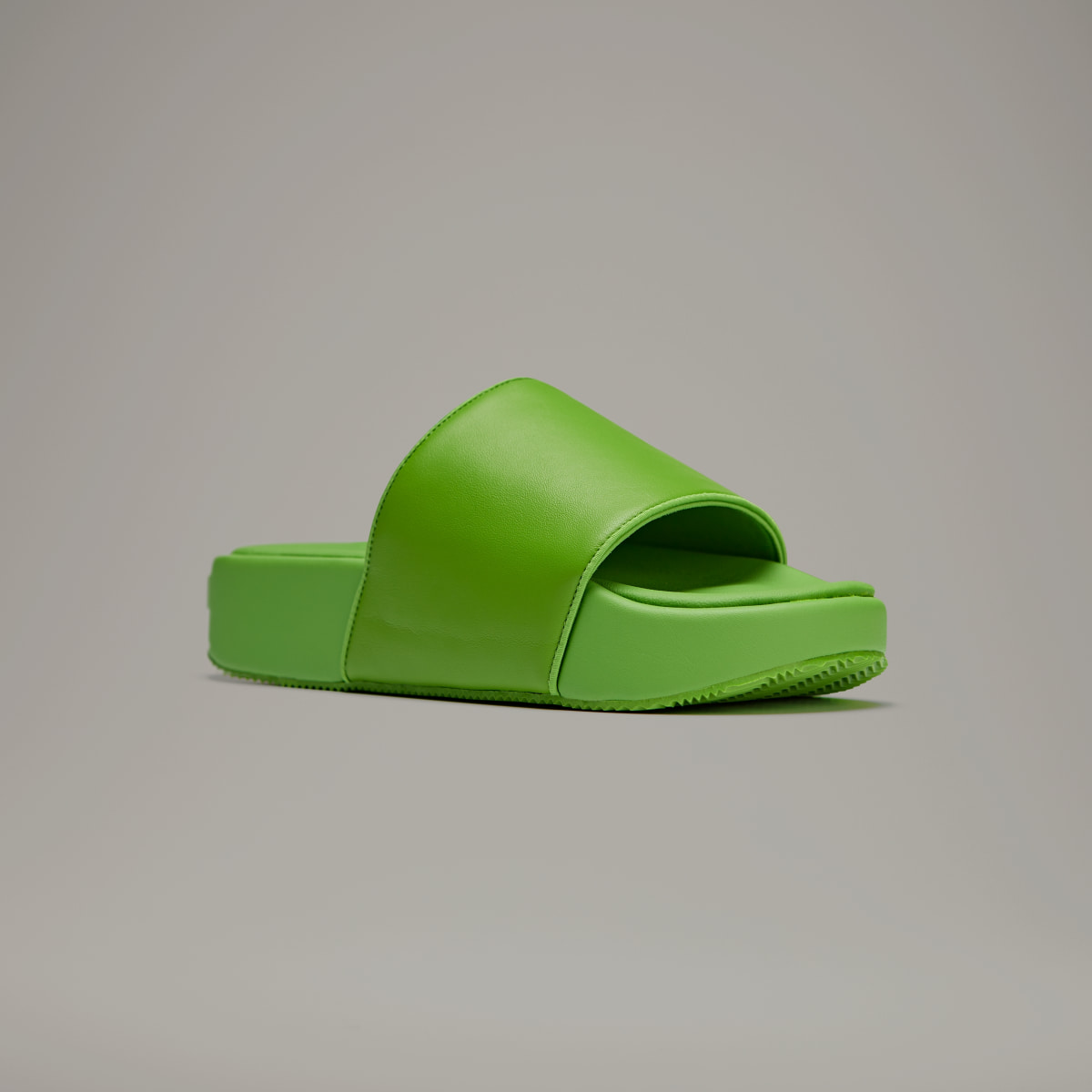 Adidas Y-3 SLIDE. 6