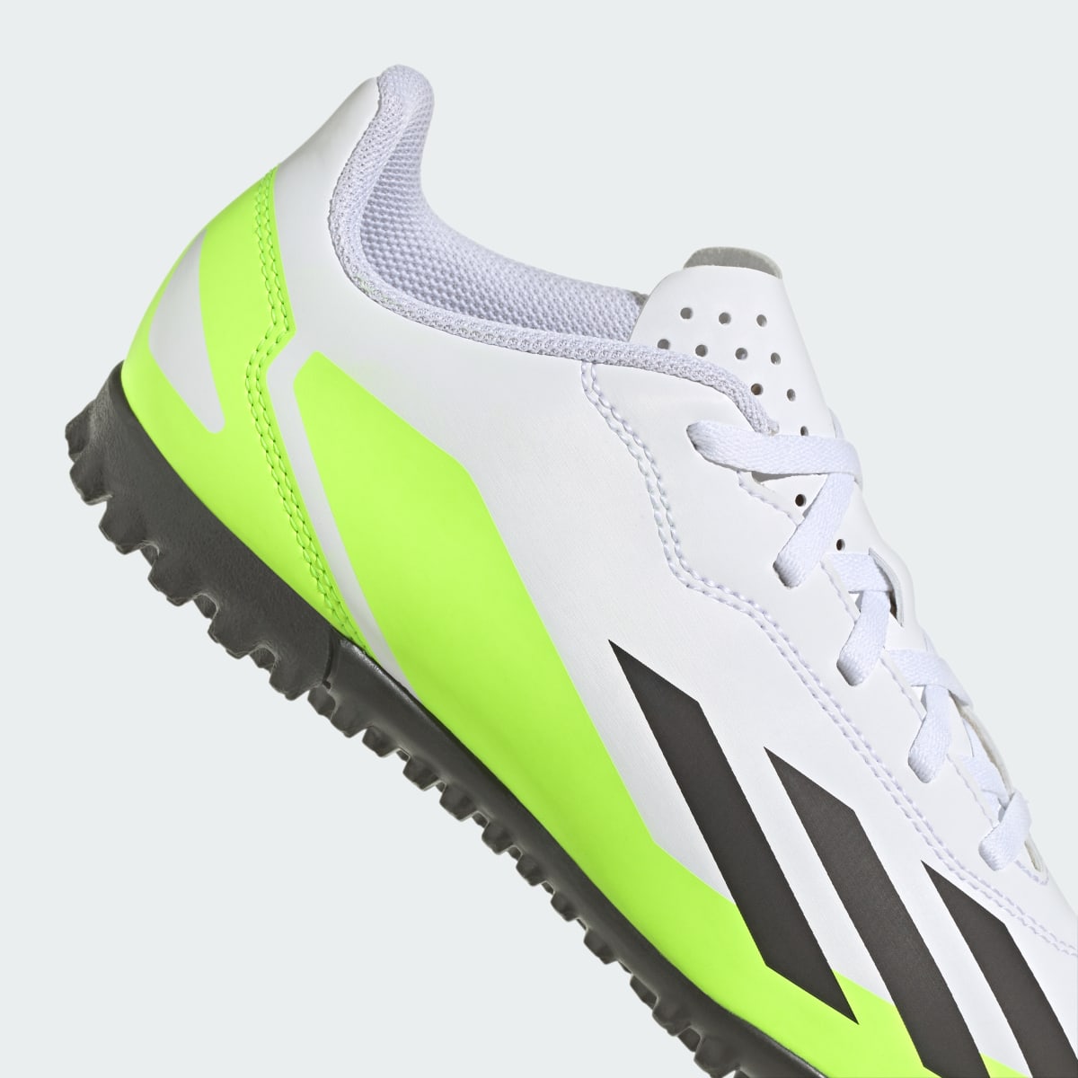 Adidas Botas de Futebol X Crazyfast.4 – Piso sintético. 10