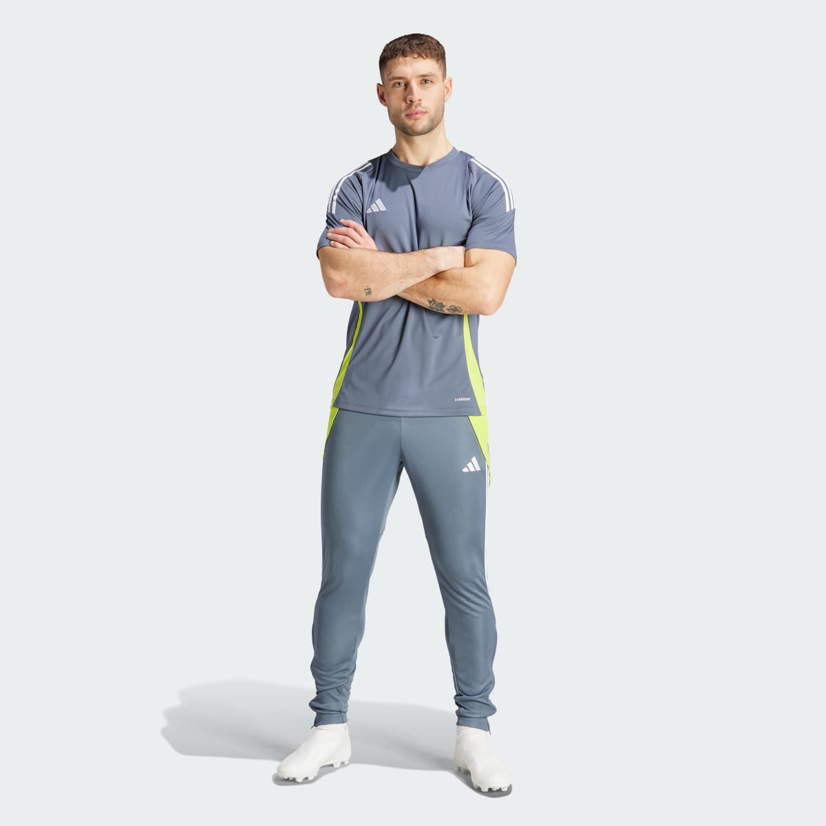 Adidas Pantaloni da allenamento Tiro 24. 6