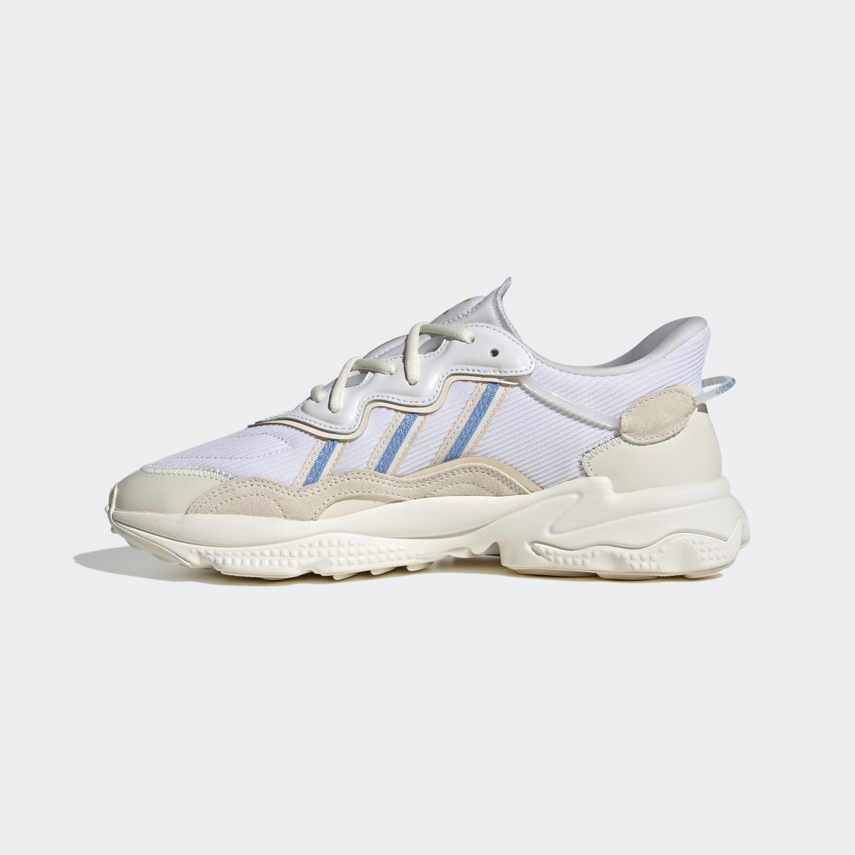 Adidas Chaussure OZWEEGO. 7