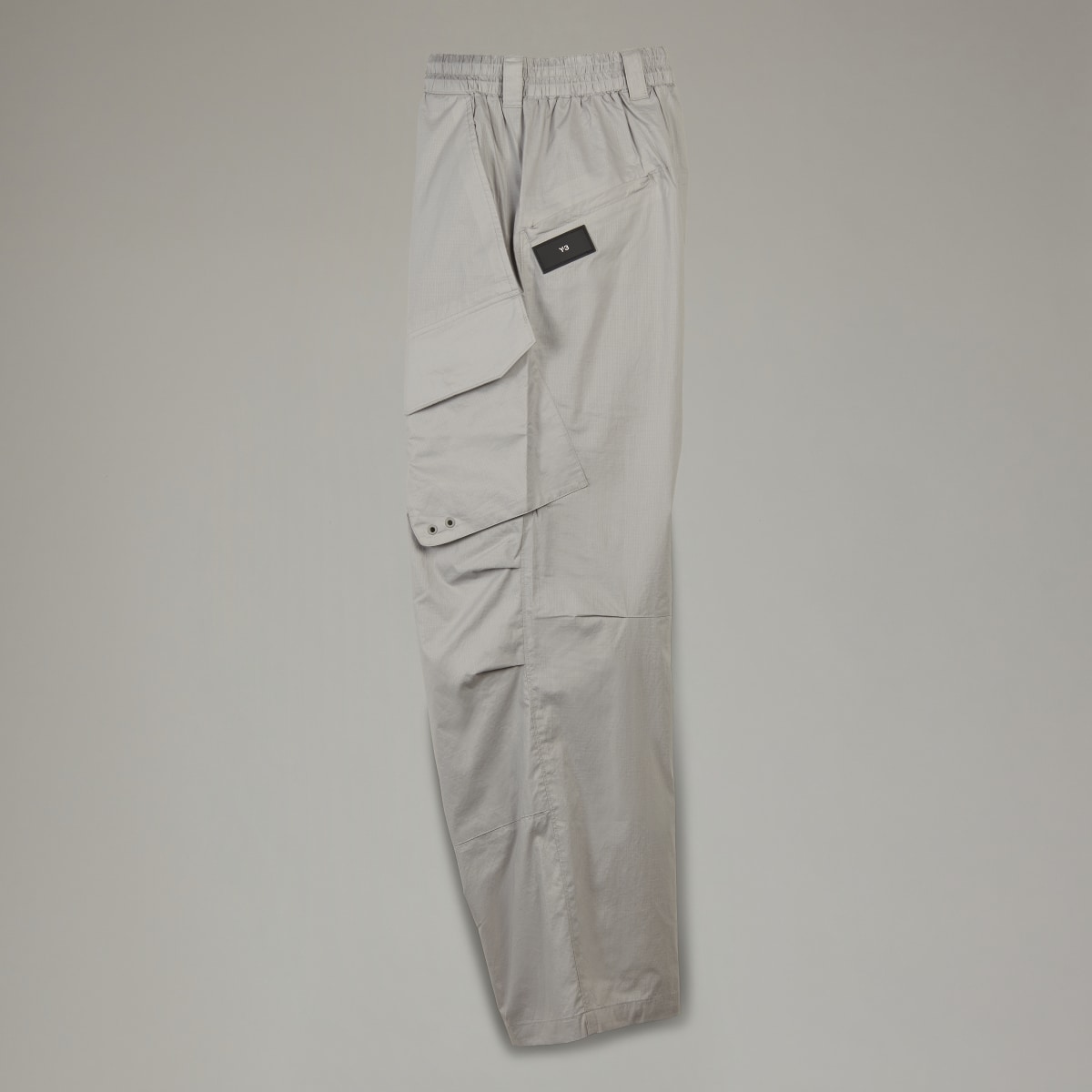 Adidas RIPSTOP PANTS. 5