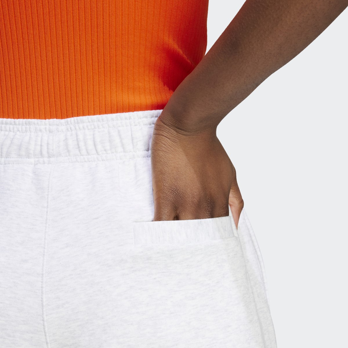 Adidas Shorts Premium Essentials Loose. 7