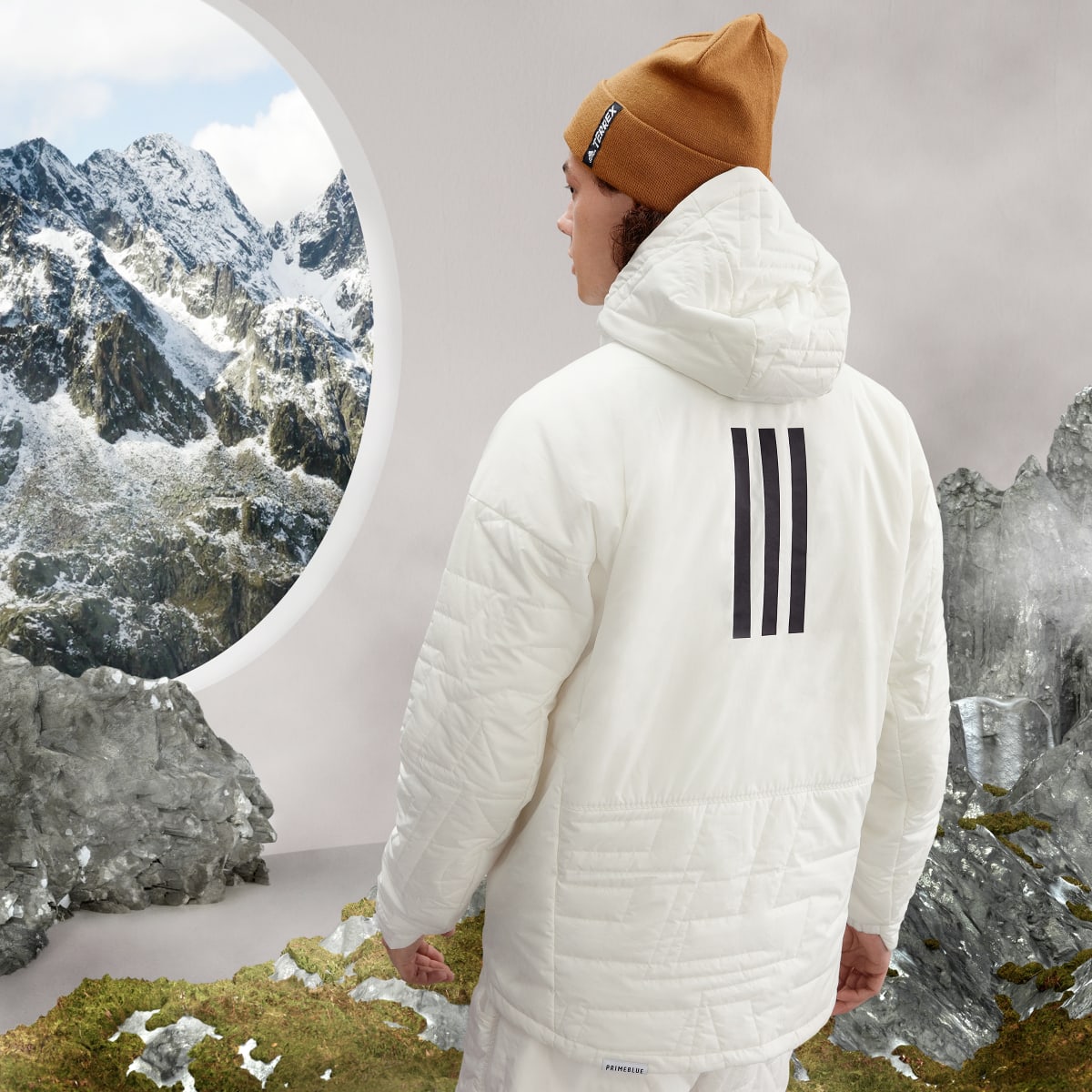 Adidas Chaqueta acolchada con capucha Terrex MYSHELTER PrimaLoft. 12