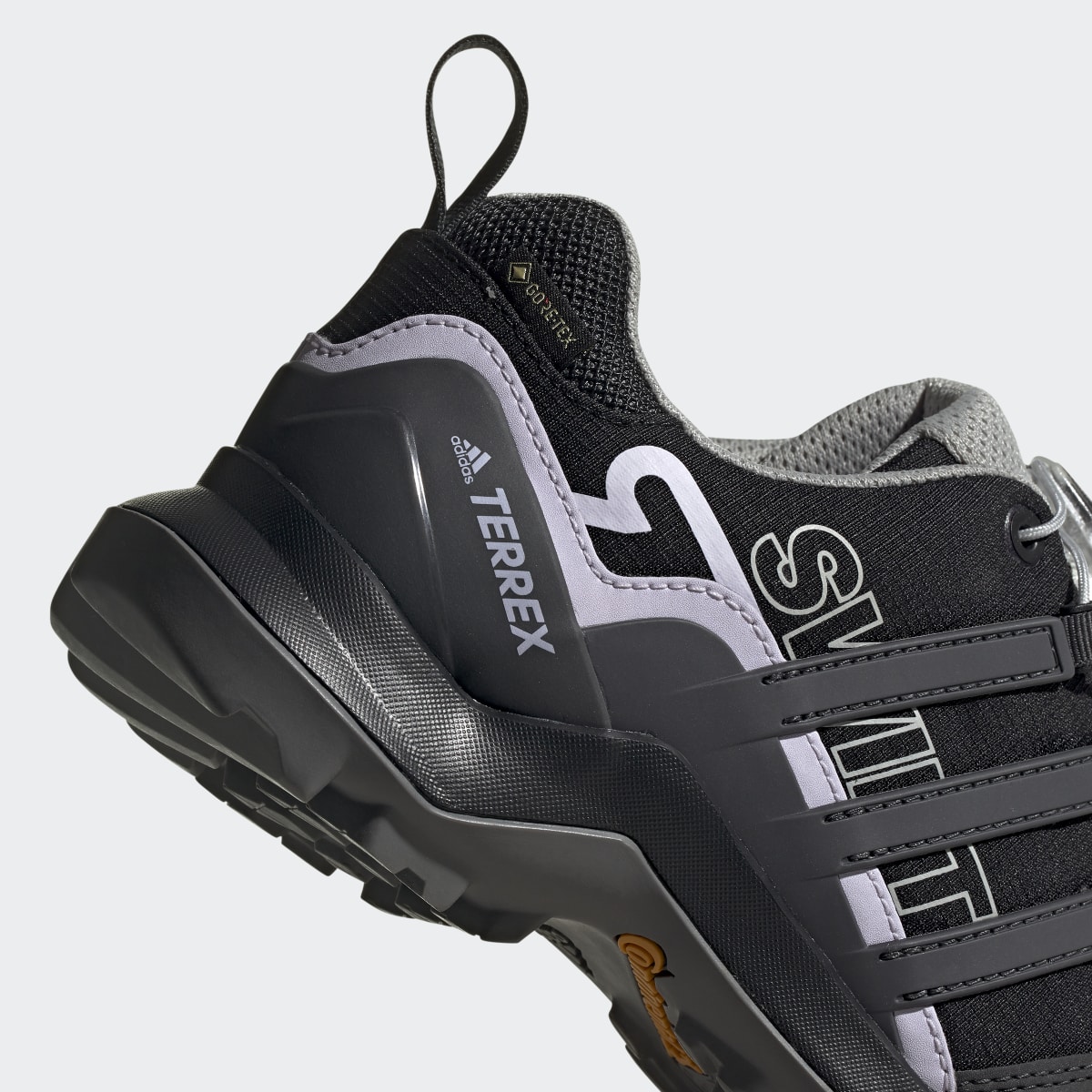 Adidas Scarpe da hiking Terrex Swift R2 GORE-TEX. 11