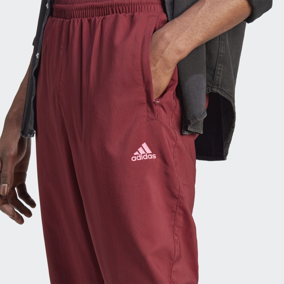 Adidas Pantalon Scribble. 5