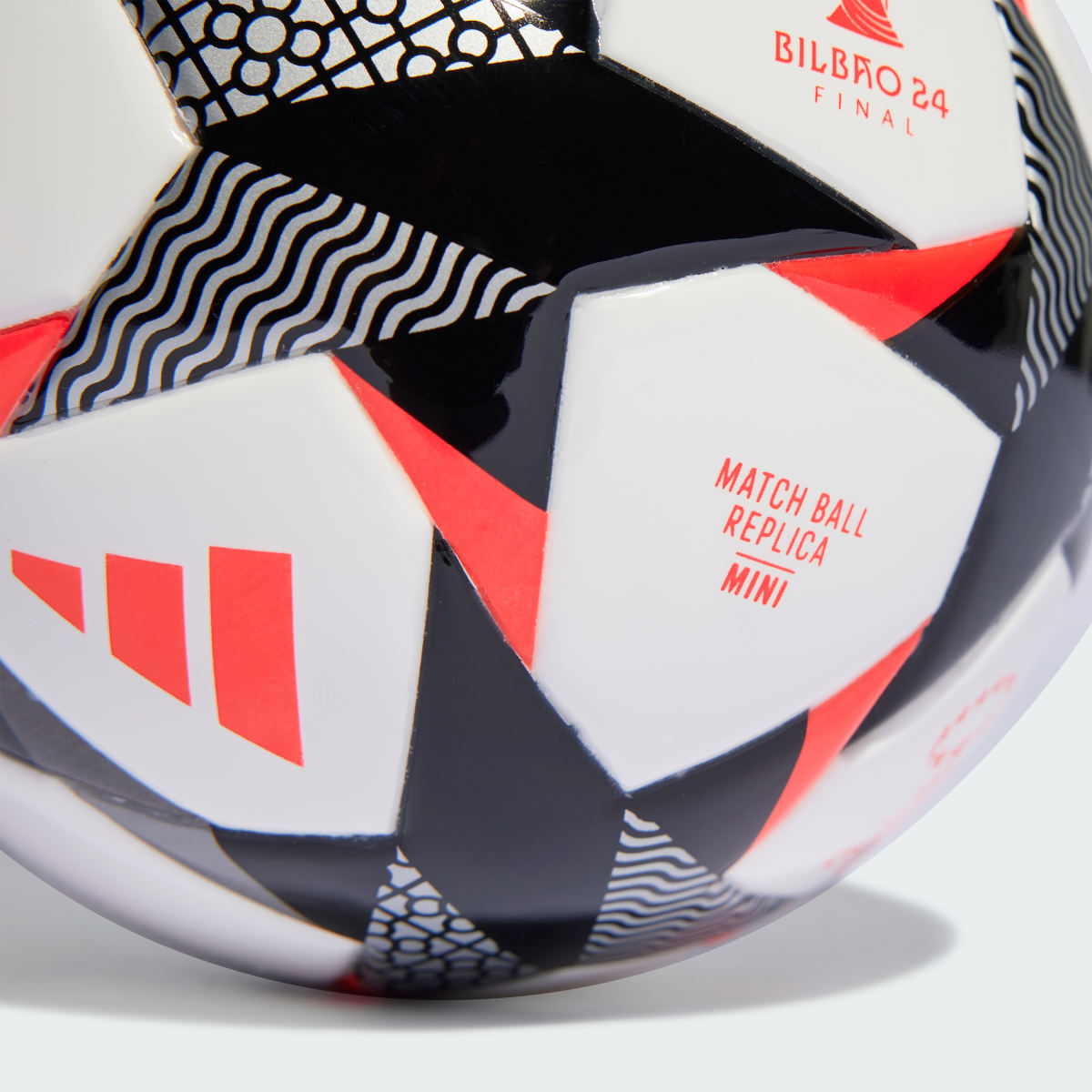 Adidas Minibalón UWCL 23/24 Knockout. 4