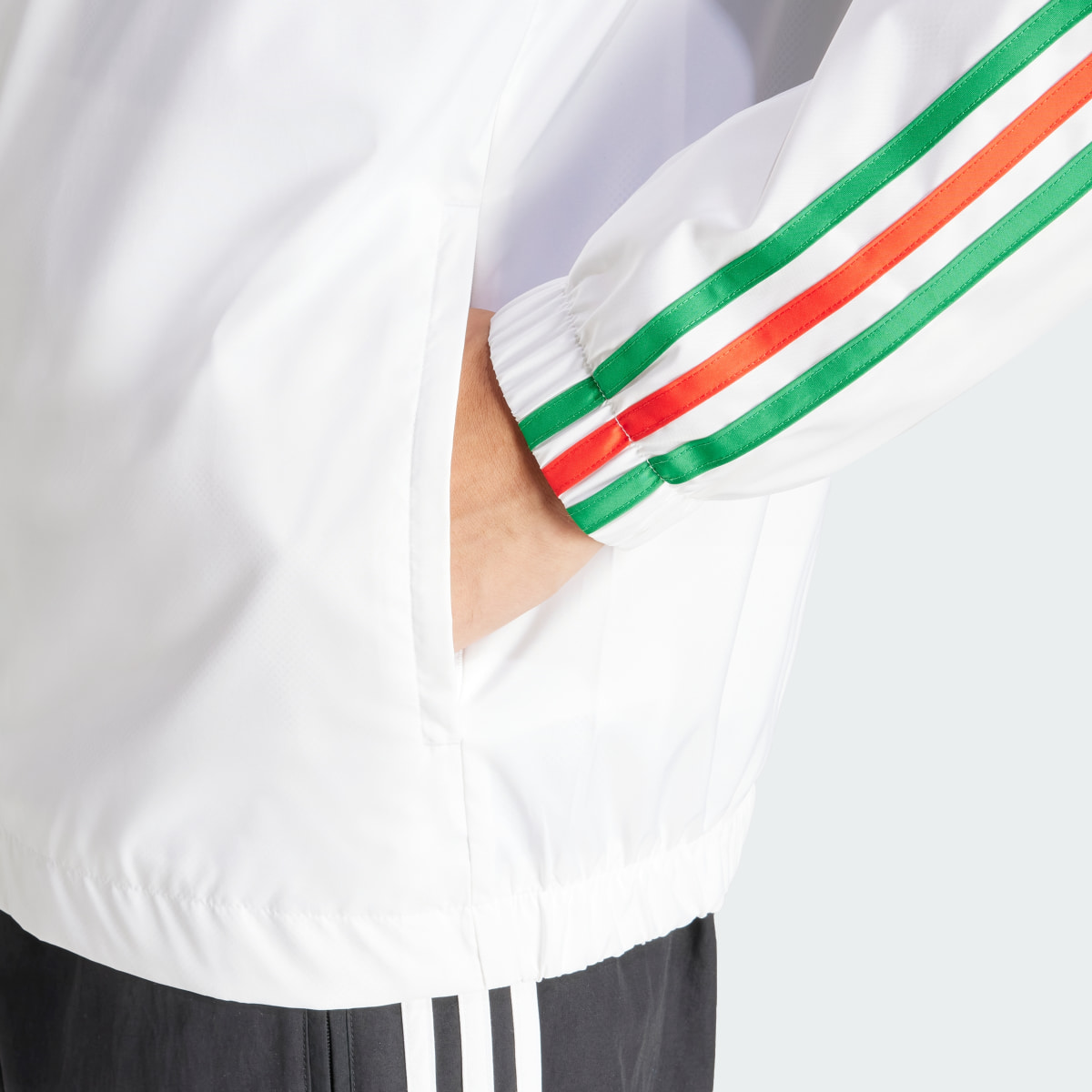 Adidas Italien DNA Windbreaker. 7