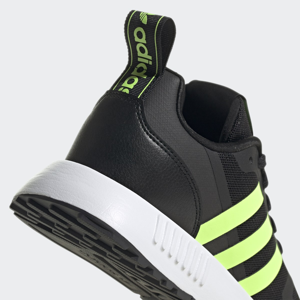 Adidas Chaussure Multix. 9