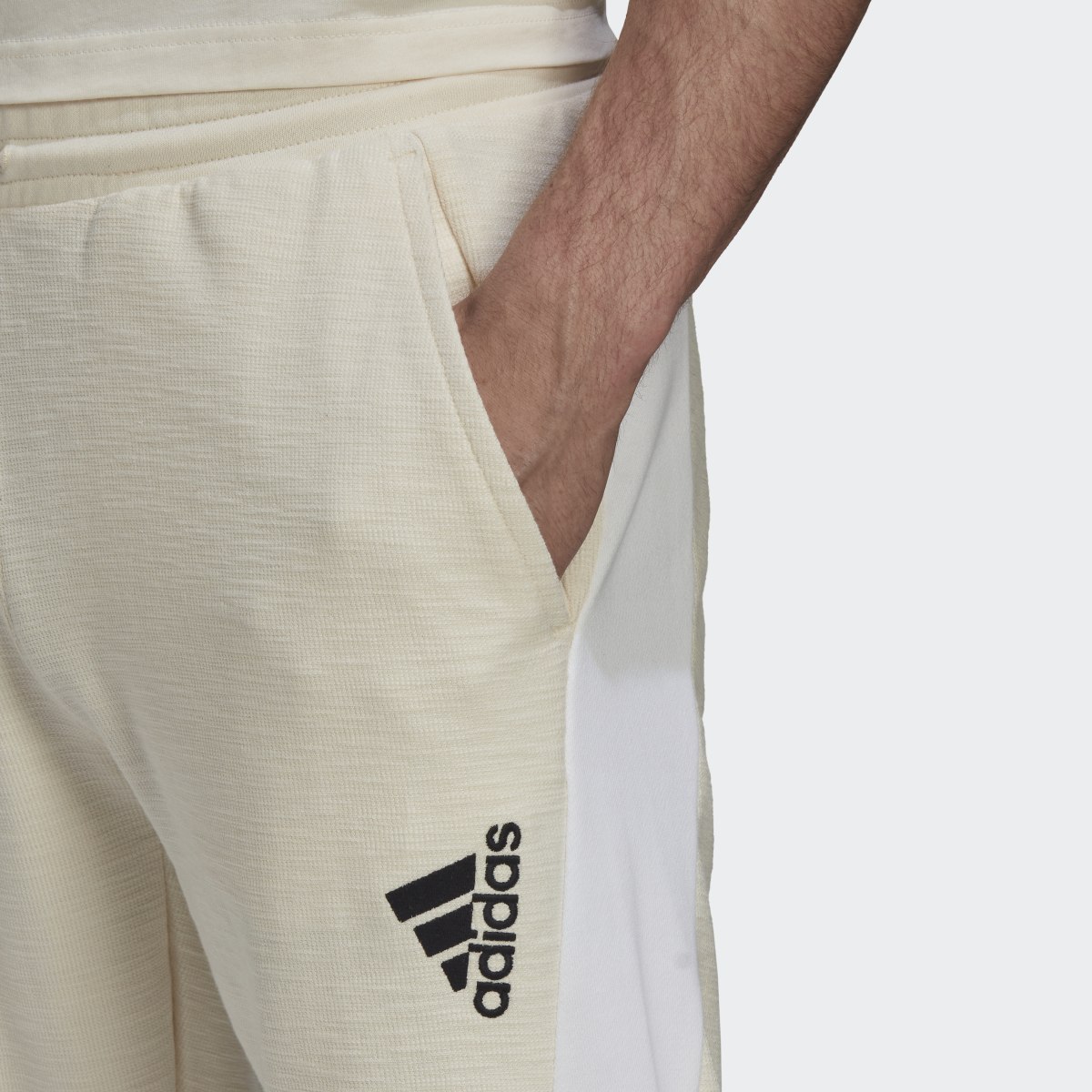 Adidas Pantaloni Woven (Neutral). 6