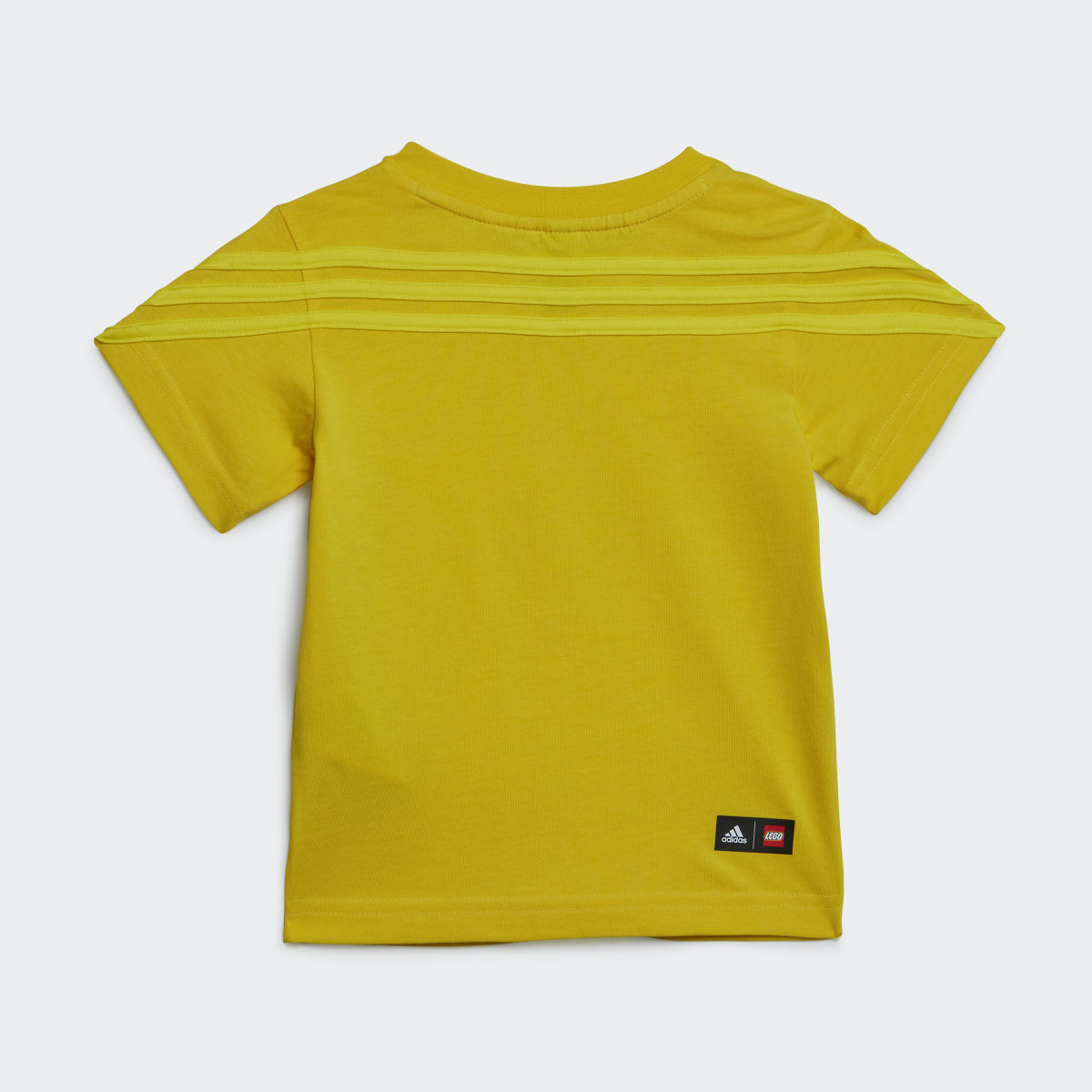 Adidas x Classic LEGO T-Shirt und Hose Set. 5