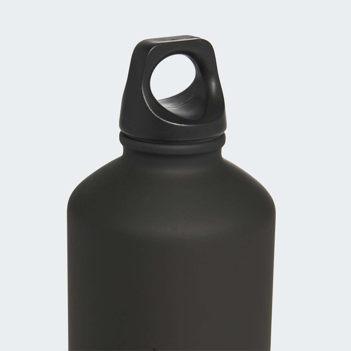 Adidas 0.75 L Steel Bottle. 4