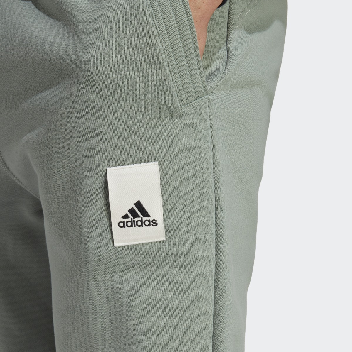 Adidas Lounge Fleece Hose. 5