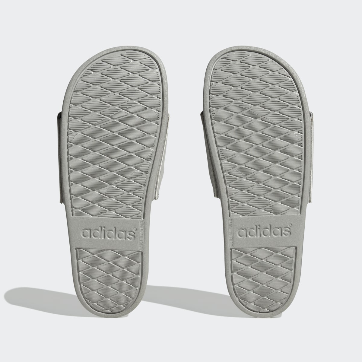 Adidas Chancla Adilette Comfort. 4